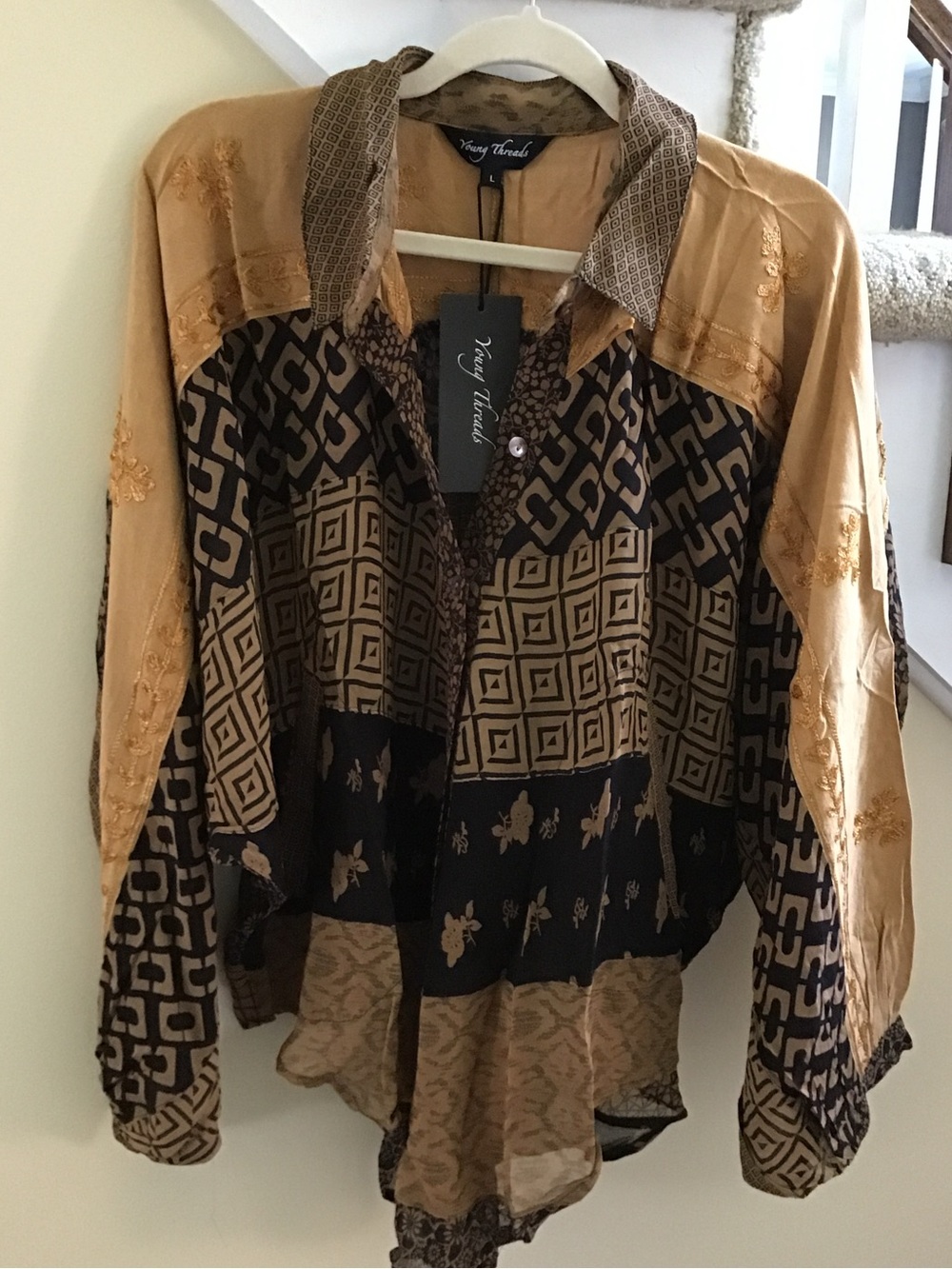 YOUNG THREADS NWT TOP Dolman Black Rust size Large X-large
